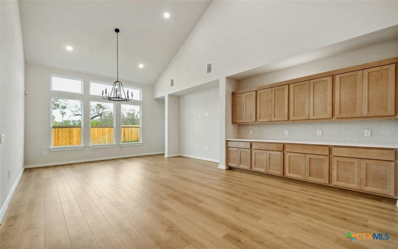10714 Saleh Corner, San Antonio, TX 78224, 4 Bedrooms Bedrooms, ,3 BathroomsBathrooms,Residential,For Sale,10714 Saleh Corner,564666