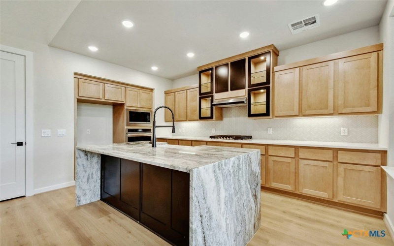 10714 Saleh Corner, San Antonio, TX 78224, 4 Bedrooms Bedrooms, ,3 BathroomsBathrooms,Residential,For Sale,10714 Saleh Corner,564666