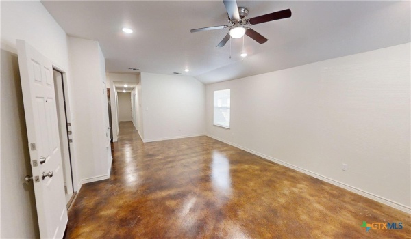 210 E Washington Avenue #B, Copperas Cove, TX 76522, 3 Bedrooms Bedrooms, ,2 BathroomsBathrooms,Residential Lease,For Rent,210 E Washington Avenue,565348