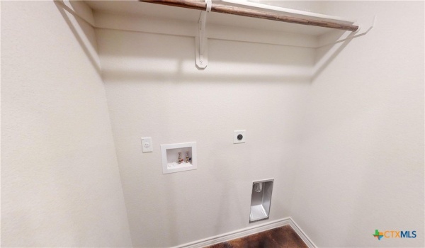 210 E Washington Avenue #B, Copperas Cove, TX 76522, 3 Bedrooms Bedrooms, ,2 BathroomsBathrooms,Residential Lease,For Rent,210 E Washington Avenue,565348