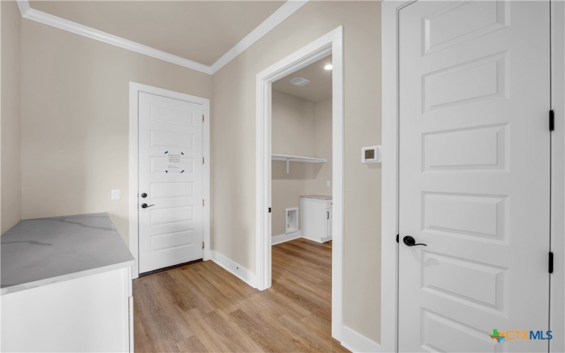 2221 Park View Drive, Marble Falls, TX 78654, 5 Bedrooms Bedrooms, ,2 BathroomsBathrooms,Residential,For Sale,2221 Park View Drive,565422