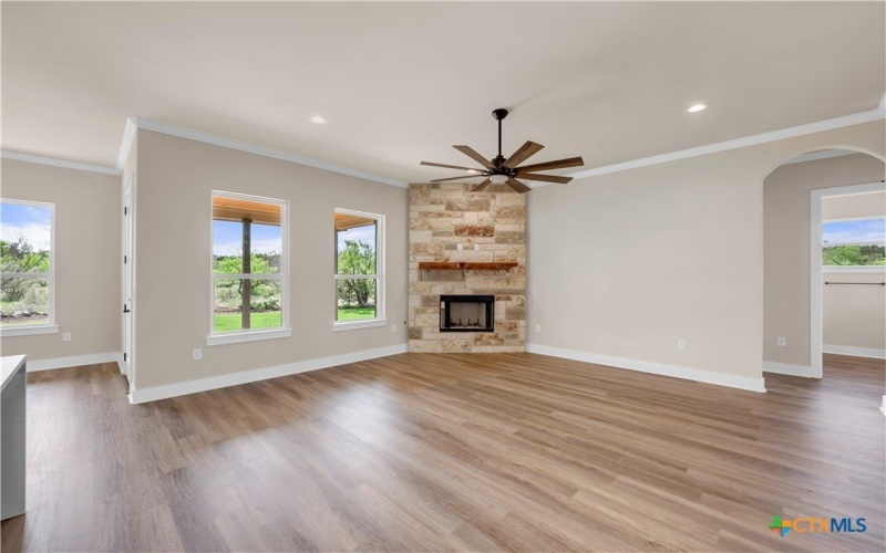 2221 Park View Drive, Marble Falls, TX 78654, 5 Bedrooms Bedrooms, ,2 BathroomsBathrooms,Residential,For Sale,2221 Park View Drive,565422