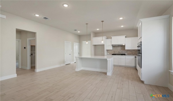 19141 Ariel Elena Way, Pflugerville, TX 78660, 3 Bedrooms Bedrooms, ,2 BathroomsBathrooms,Residential,For Sale,19141 Ariel Elena Way,565794