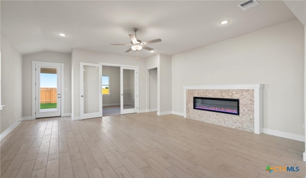 19141 Ariel Elena Way, Pflugerville, TX 78660, 3 Bedrooms Bedrooms, ,2 BathroomsBathrooms,Residential,For Sale,19141 Ariel Elena Way,565794