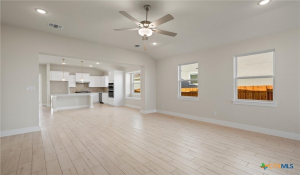 19141 Ariel Elena Way, Pflugerville, TX 78660, 3 Bedrooms Bedrooms, ,2 BathroomsBathrooms,Residential,For Sale,19141 Ariel Elena Way,565794