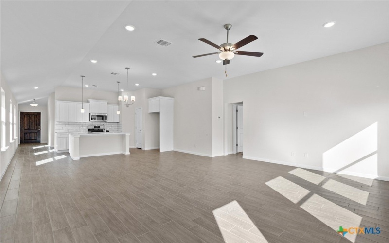 312 Windstar Road, Liberty Hill, TX 78642, 3 Habitaciones Habitaciones , ,2 BañosBaños,Residential,En Venta,312 Windstar Road,565807
