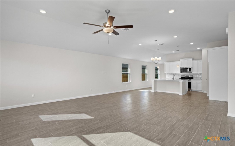 312 Windstar Road, Liberty Hill, TX 78642, 3 Habitaciones Habitaciones , ,2 BañosBaños,Residential,En Venta,312 Windstar Road,565807