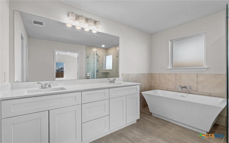 312 Windstar Road, Liberty Hill, TX 78642, 3 Habitaciones Habitaciones , ,2 BañosBaños,Residential,En Venta,312 Windstar Road,565807