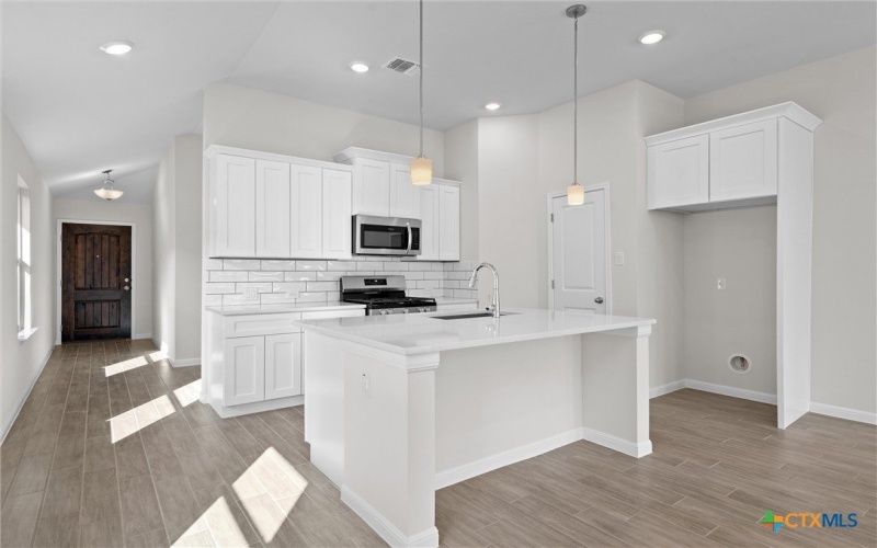 312 Windstar Road, Liberty Hill, TX 78642, 3 Habitaciones Habitaciones , ,2 BañosBaños,Residential,En Venta,312 Windstar Road,565807