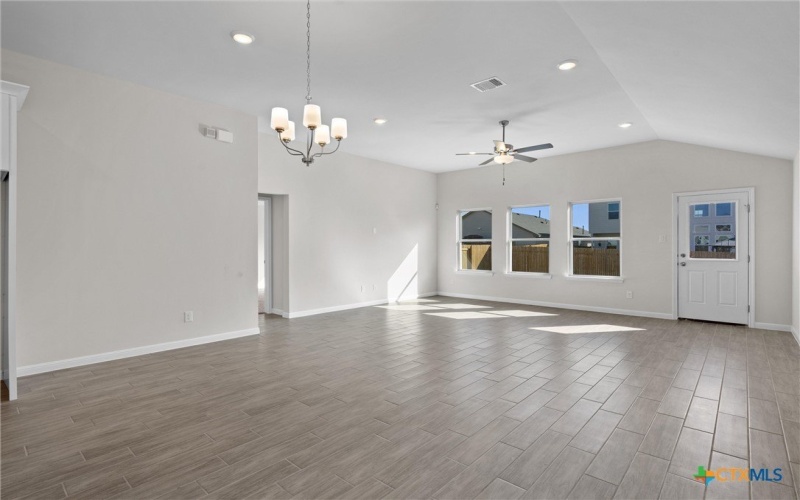 312 Windstar Road, Liberty Hill, TX 78642, 3 Habitaciones Habitaciones , ,2 BañosBaños,Residential,En Venta,312 Windstar Road,565807