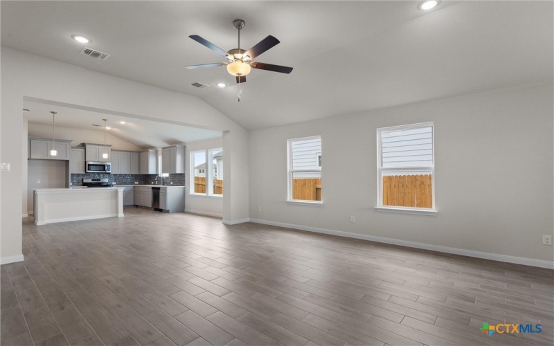 224 Ironshoe Trail, Liberty Hill, TX 78642, 3 Habitaciones Habitaciones , ,3 BañosBaños,Residential,En Venta,224 Ironshoe Trail,565958