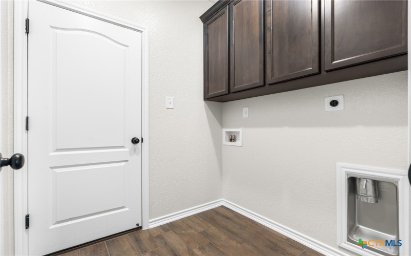 609 Dred Roger Circle, Killeen, TX 76542, 4 Bedrooms Bedrooms, ,2 BathroomsBathrooms,Residential,For Sale,609 Dred Roger Circle,568130