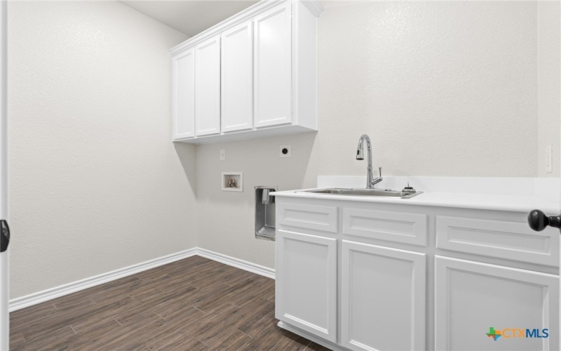 8501 Kasen Avenue, Killeen, TX 76542, 4 Habitaciones Habitaciones , ,3 BañosBaños,Residential,En Venta,8501 Kasen Avenue,568147
