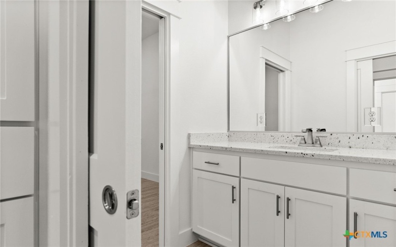 8439 Spring Creek Loop, Salado, TX 76571, 4 Habitaciones Habitaciones , ,3 BañosBaños,Residential,En Venta,8439 Spring Creek Loop,568159