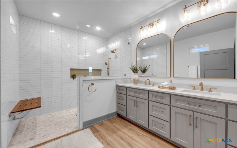 438 Cedar Mountain Drive, Marble Falls, TX 78654, 4 Bedrooms Bedrooms, ,2 BathroomsBathrooms,Residential,For Sale,438 Cedar Mountain Drive,573746