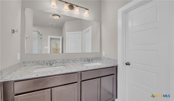 270 Wind Ridge Drive, Copperas Cove, TX 76522, 3 Bedrooms Bedrooms, ,2 BathroomsBathrooms,Residential,For Sale,270 Wind Ridge Drive,568589