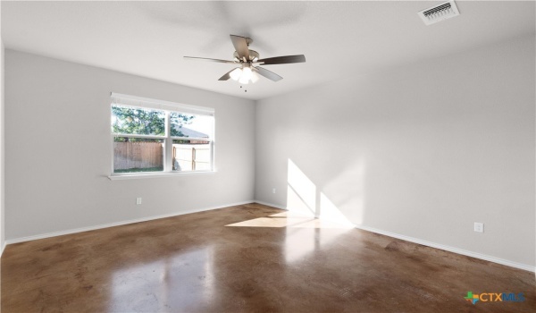 1405 Lindsey Drive, Copperas Cove, TX 76522, 4 Bedrooms Bedrooms, ,3 BathroomsBathrooms,Residential,For Sale,1405 Lindsey Drive,573902