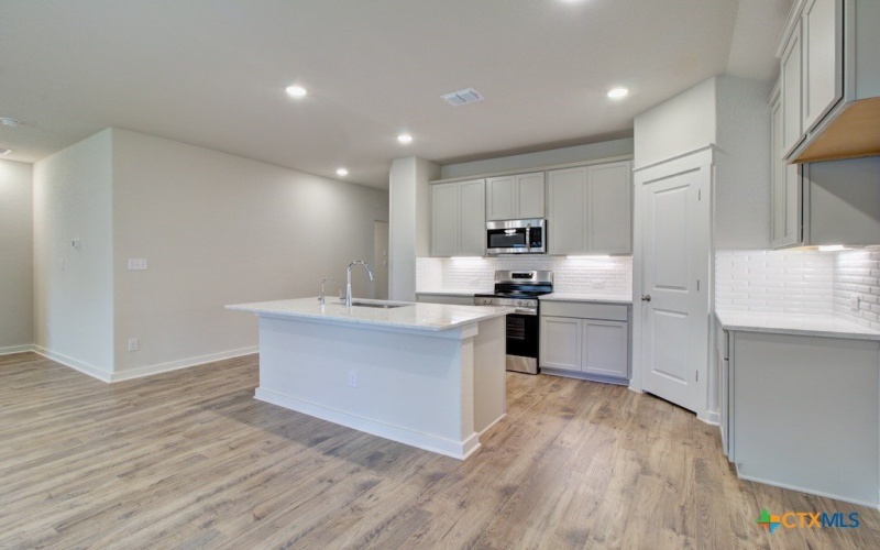 3566 Starbright, New Braunfels, TX 78130, 4 Bedrooms Bedrooms, ,2 BathroomsBathrooms,Residential,For Sale,3566 Starbright,573927