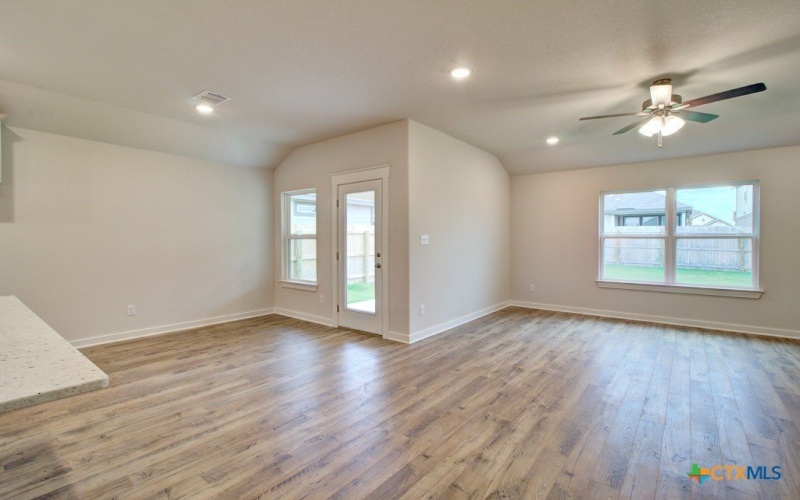 3566 Starbright, New Braunfels, TX 78130, 4 Bedrooms Bedrooms, ,2 BathroomsBathrooms,Residential,For Sale,3566 Starbright,573927