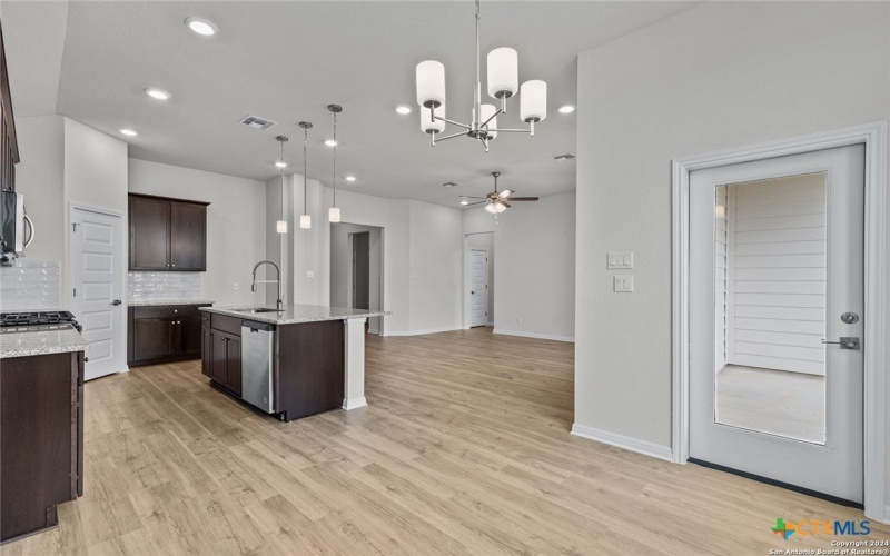 2039 Newforest Peak, New Braunfels, TX 78130, 3 Bedrooms Bedrooms, ,2 BathroomsBathrooms,Residential,For Sale,2039 Newforest Peak,568827