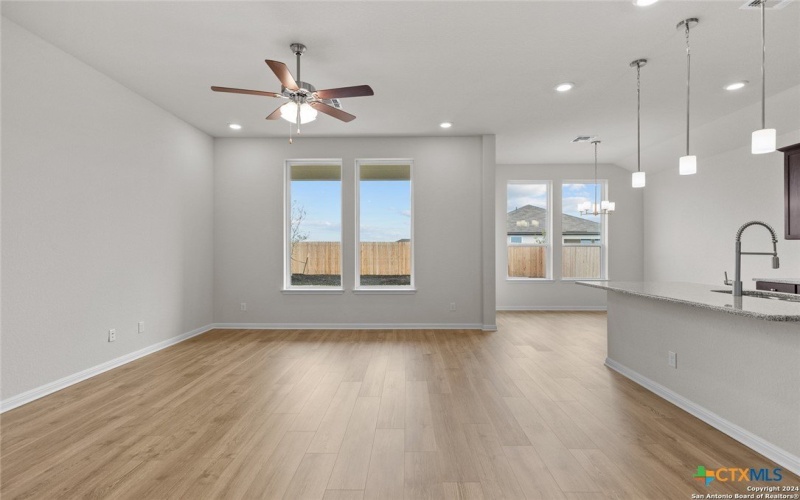 2039 Newforest Peak, New Braunfels, TX 78130, 3 Bedrooms Bedrooms, ,2 BathroomsBathrooms,Residential,For Sale,2039 Newforest Peak,568827
