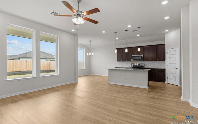 2039 Newforest Peak, New Braunfels, TX 78130, 3 Bedrooms Bedrooms, ,2 BathroomsBathrooms,Residential,For Sale,2039 Newforest Peak,568827