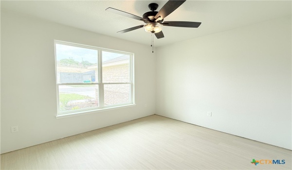 239 Fawn Ridge Drive, Copperas Cove, TX 76522, 4 Bedrooms Bedrooms, ,2 BathroomsBathrooms,Residential,For Sale,239 Fawn Ridge Drive,574158