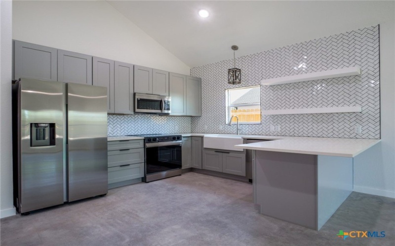 307 Cedarhill Drive, Granite Shoals, TX 78654, 3 Bedrooms Bedrooms, ,2 BathroomsBathrooms,Residential,For Sale,307 Cedarhill Drive,569093