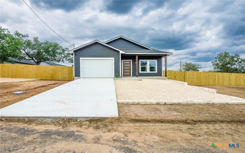 306 Hilldale Drive, Granite Shoals, TX 78654, 3 Bedrooms Bedrooms, ,2 BathroomsBathrooms,Residential,For Sale,306 Hilldale Drive,569096