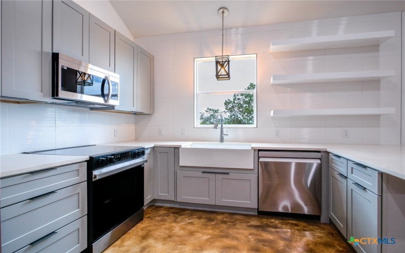 306 Hilldale Drive, Granite Shoals, TX 78654, 3 Bedrooms Bedrooms, ,2 BathroomsBathrooms,Residential,For Sale,306 Hilldale Drive,569096