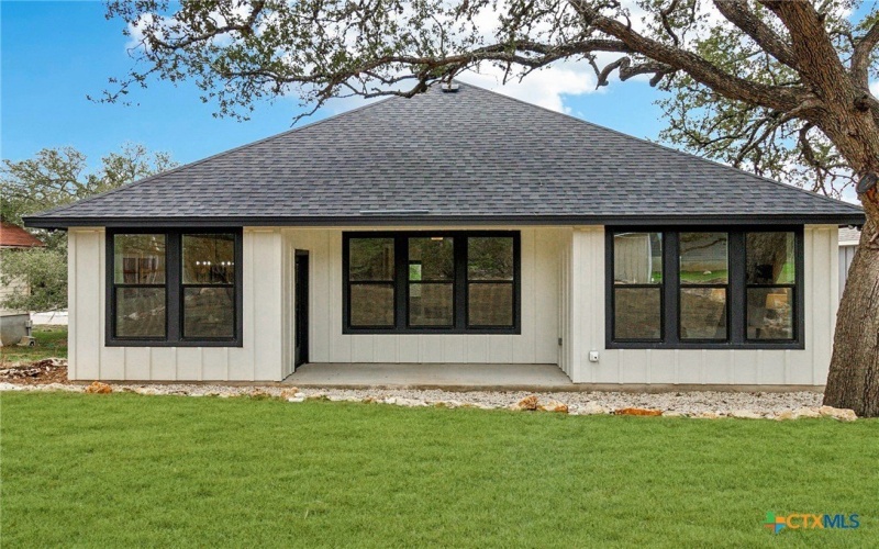 1313 Green Meadow Lane, Spring Branch, TX 78070, 3 Bedrooms Bedrooms, ,2 BathroomsBathrooms,Residential,For Sale,1313 Green Meadow Lane,569416