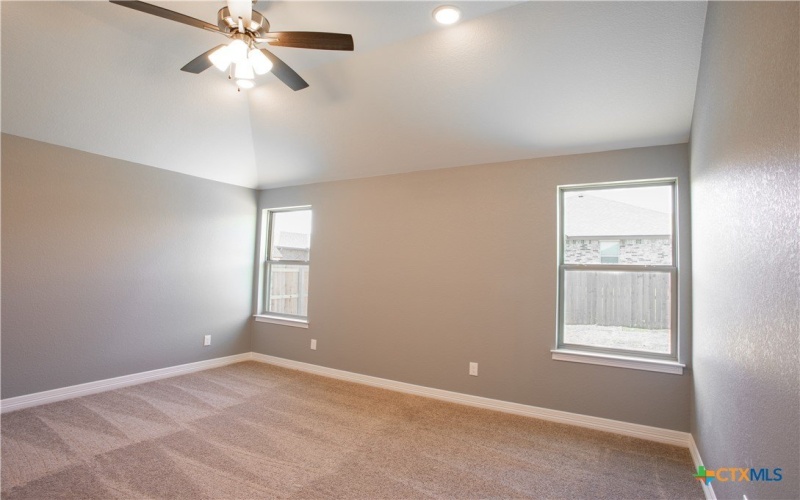 3221 Digby Drive, Belton, TX 76513, 4 Bedrooms Bedrooms, ,2 BathroomsBathrooms,Residential,For Sale,3221 Digby Drive,574305