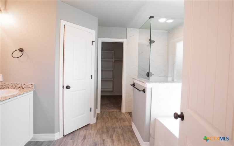 3221 Digby Drive, Belton, TX 76513, 4 Bedrooms Bedrooms, ,2 BathroomsBathrooms,Residential,For Sale,3221 Digby Drive,574305