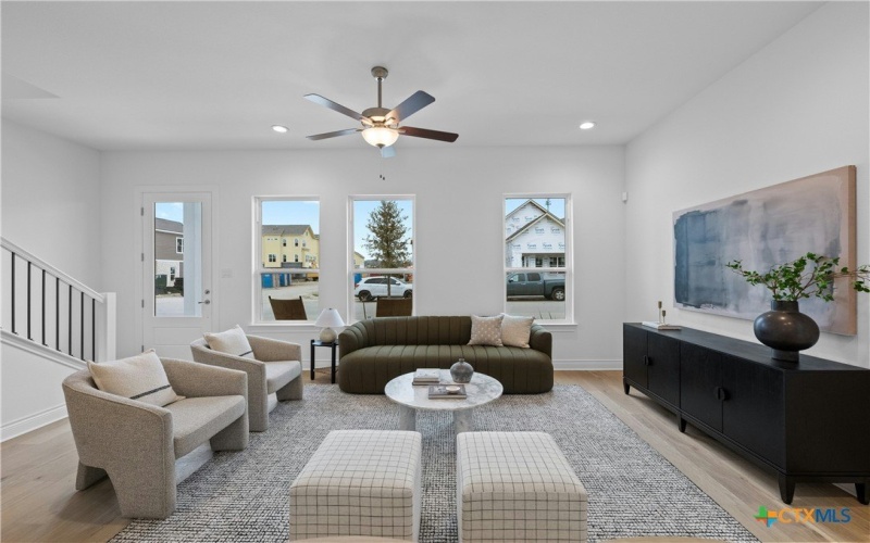 795 N Academy Avenue, New Braunfels, TX 78130, 3 Habitaciones Habitaciones , ,2 BañosBaños,Residential,En Venta,795 N Academy Avenue,569981