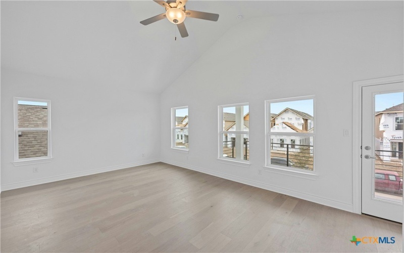 759 N Academy Avenue, New Braunfels, TX 78130, 3 Habitaciones Habitaciones , ,2 BañosBaños,Residential,En Venta,759 N Academy Avenue,570138