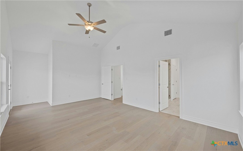 759 N Academy Avenue, New Braunfels, TX 78130, 3 Habitaciones Habitaciones , ,2 BañosBaños,Residential,En Venta,759 N Academy Avenue,570138