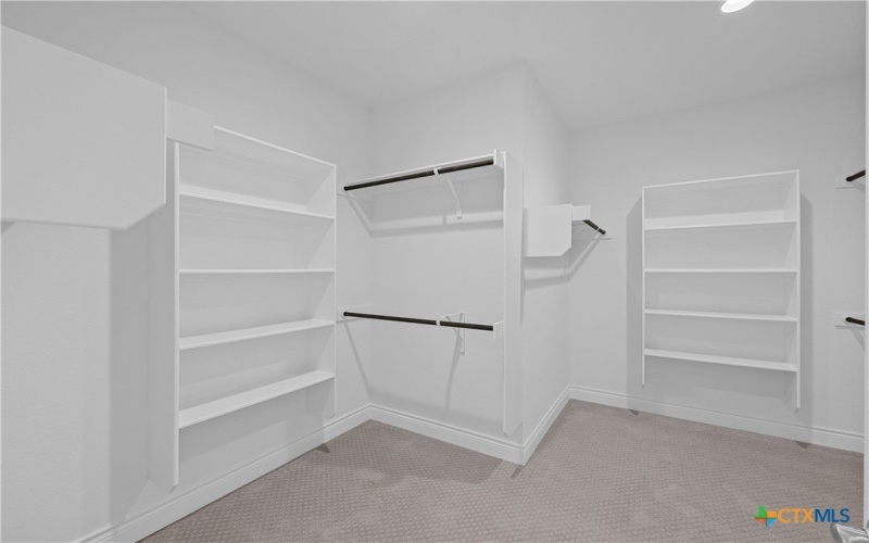 759 N Academy Avenue, New Braunfels, TX 78130, 3 Habitaciones Habitaciones , ,2 BañosBaños,Residential,En Venta,759 N Academy Avenue,570138