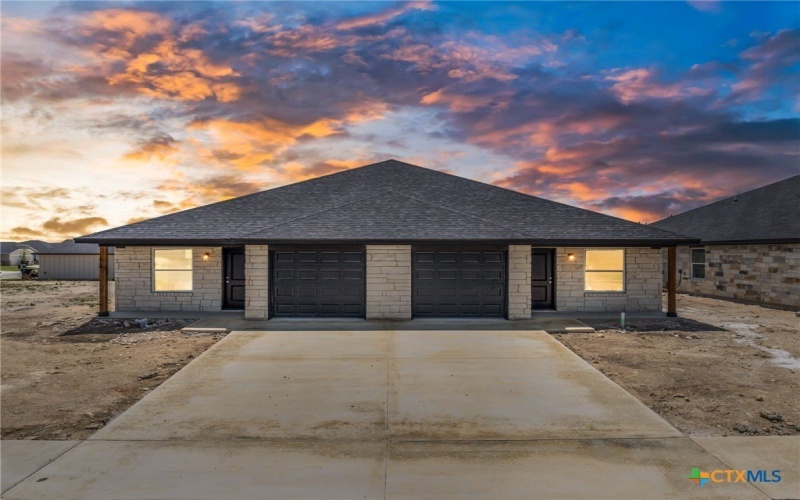 6406 Rocky Rose Road #A & B, Killeen, TX 76543, 6 Habitaciones Habitaciones , ,Residential,En Venta,6406 Rocky Rose Road,570169
