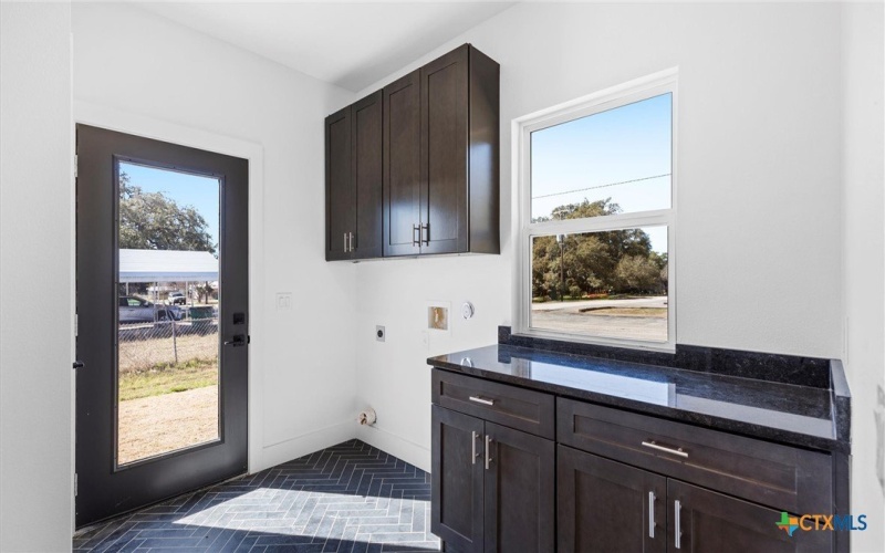 906 10th Street 10th Street, Blanco, TX 78606, 3 Bedrooms Bedrooms, ,2 BathroomsBathrooms,Residential,For Sale,906 10th Street 10th Street,570446