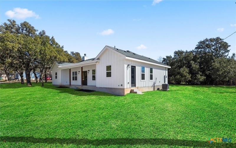 906 10th Street 10th Street, Blanco, TX 78606, 3 Bedrooms Bedrooms, ,2 BathroomsBathrooms,Residential,For Sale,906 10th Street 10th Street,570446