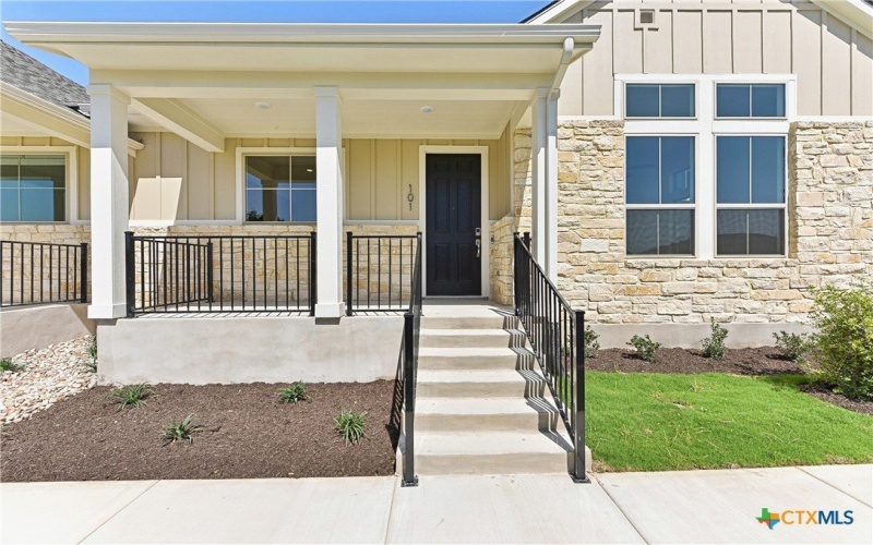 139 Stewart Drive #101, San Marcos, TX 78666, 3 Bedrooms Bedrooms, ,2 BathroomsBathrooms,Residential,For Sale,139 Stewart Drive,570871