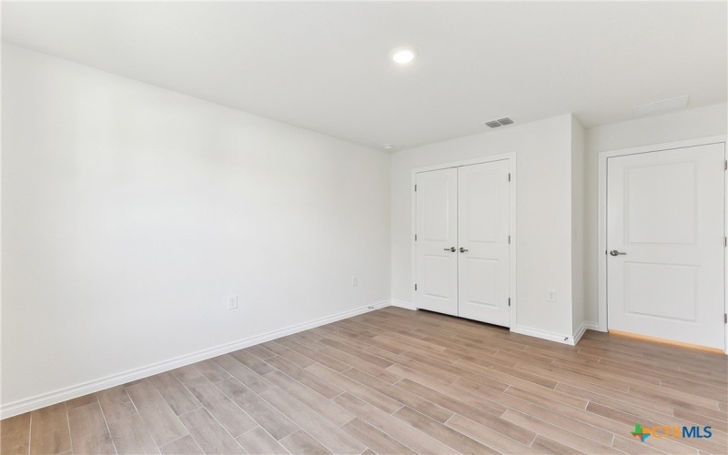 139 Stewart Drive #101, San Marcos, TX 78666, 3 Bedrooms Bedrooms, ,2 BathroomsBathrooms,Residential,For Sale,139 Stewart Drive,570871