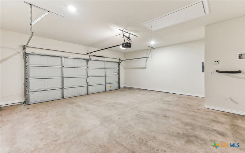 107 Maceo Way #101, San Marcos, TX 78666, 3 Habitaciones Habitaciones , ,2 BañosBaños,Residential,En Venta,107 Maceo Way,570928