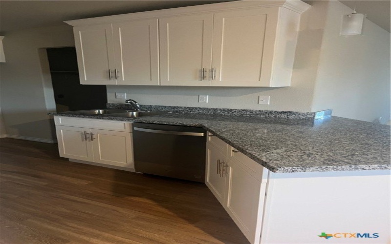 2410 Westcliff Road, Killeen, TX 76543, 3 Bedrooms Bedrooms, ,3 BathroomsBathrooms,Residential Lease,For Rent,2410 Westcliff Road,570945