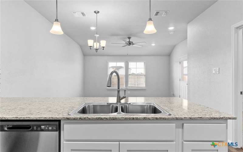 1234 Lexington Drive, Copperas Cove, TX 76522, 3 Bedrooms Bedrooms, ,Residential,For Sale,1234 Lexington Drive,571192