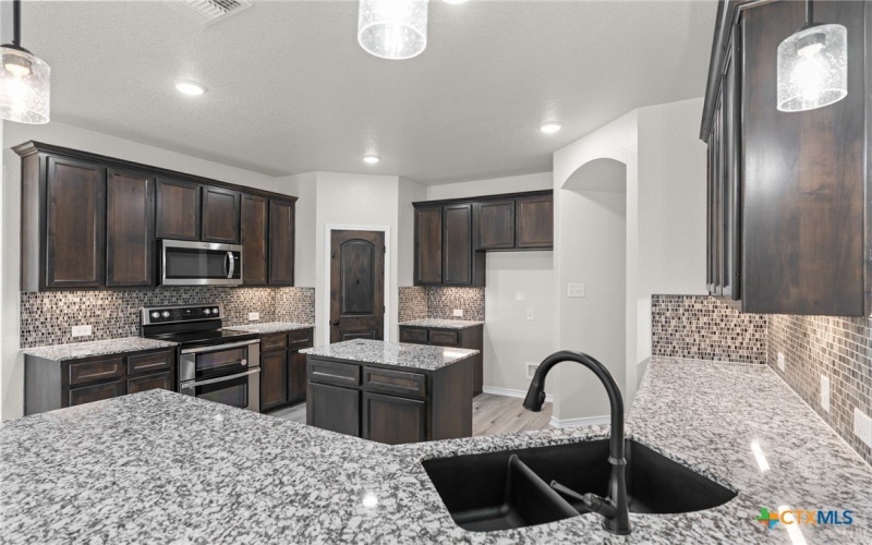 509 Roy Cordell Street, Killeen, TX 76542, 4 Bedrooms Bedrooms, ,3 BathroomsBathrooms,Residential,For Sale,509 Roy Cordell Street,571601