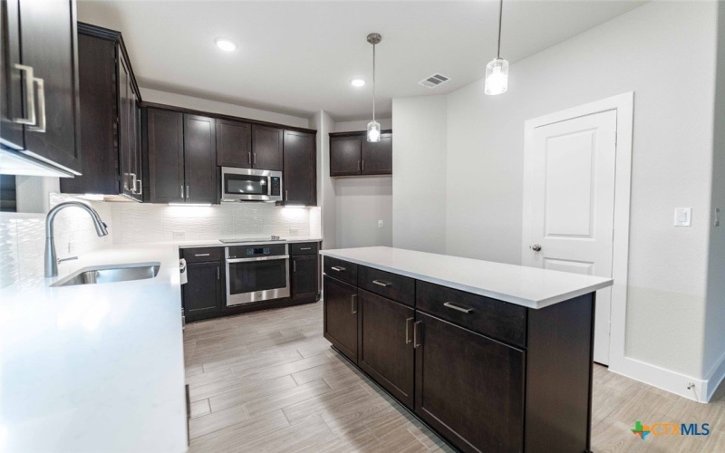 425 Blue Sage Lane, Salado, TX 76571, 4 Bedrooms Bedrooms, ,3 BathroomsBathrooms,Residential,For Sale,425 Blue Sage Lane,572064