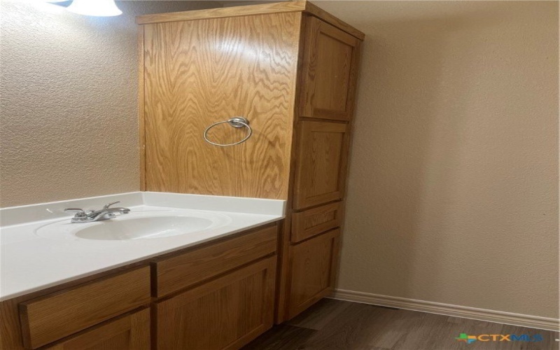 6203 Twistleaf Lane #A & B, Killeen, TX 76543, ,Residential,En Venta,6203 Twistleaf Lane,566761