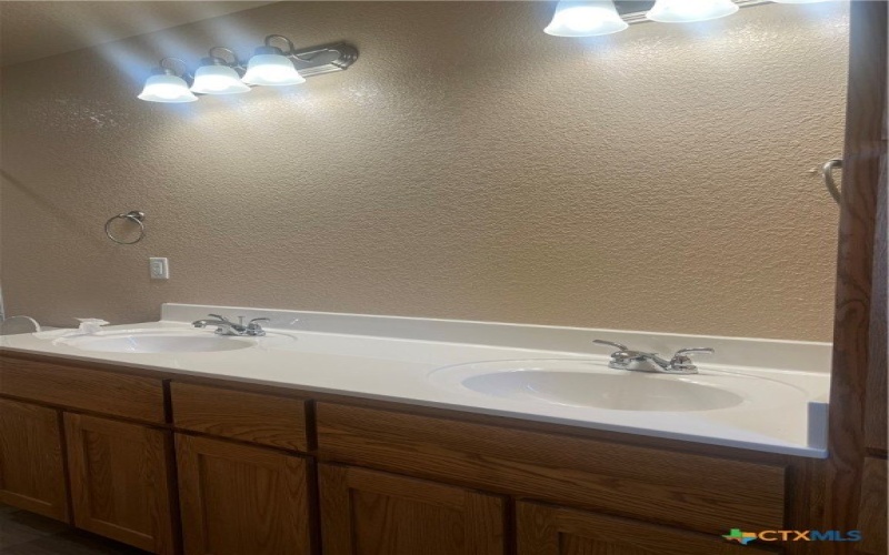 6205 Twistleaf Lane #A & B, Killeen, TX 76543, ,Residential,For Sale,6205 Twistleaf Lane,566838