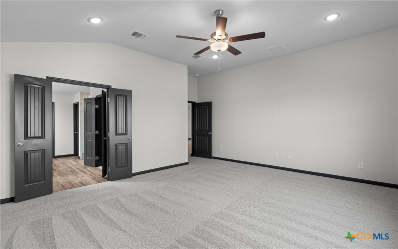 244 Ironshoe Trail, Liberty Hill, TX 78642, 4 Habitaciones Habitaciones , ,2 BañosBaños,Residential,En Venta,244 Ironshoe Trail,567099
